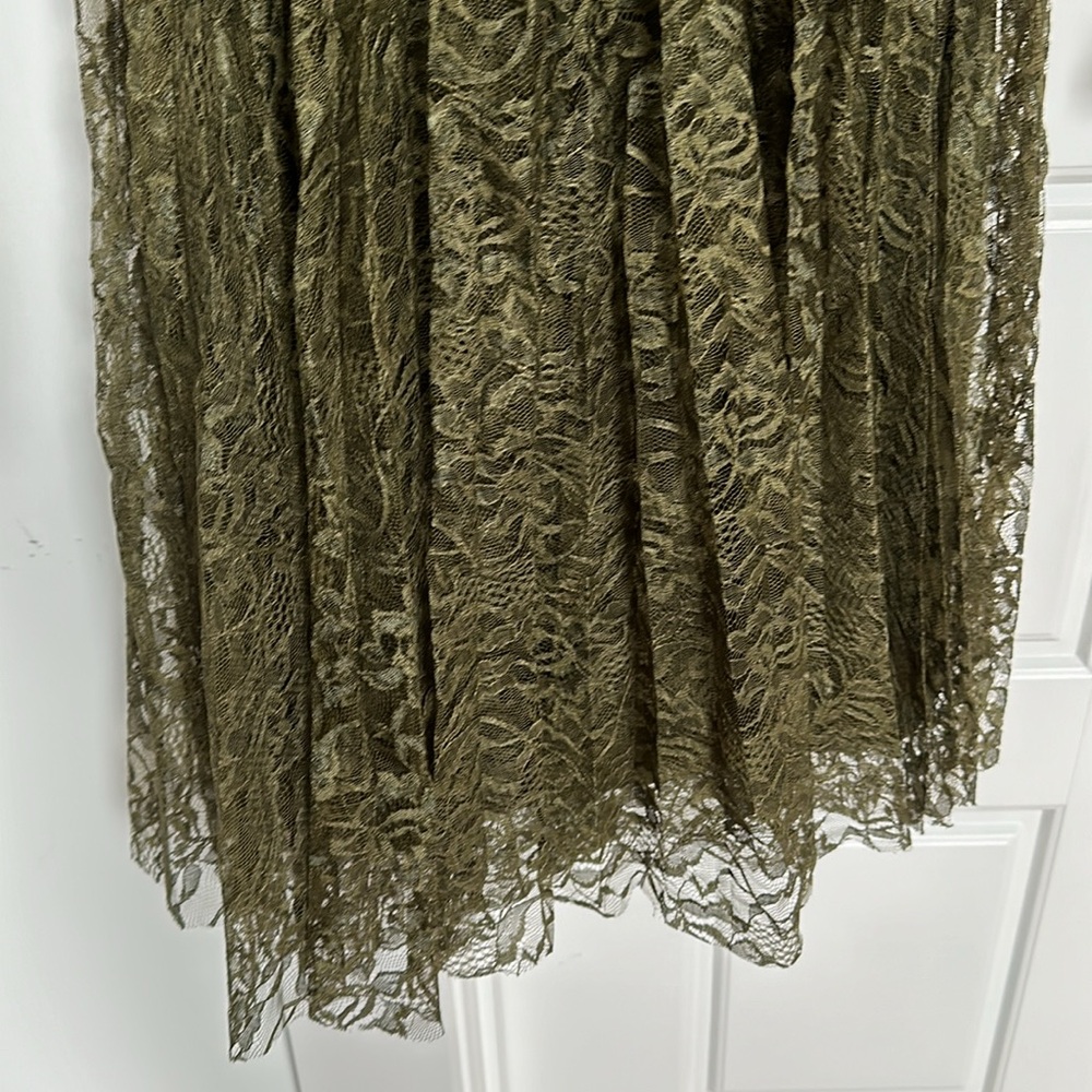 Cache Dress - Picture 3 of 7